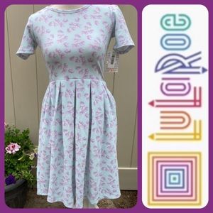 NWT LuLaRoe Amelia 👗 comfy dress